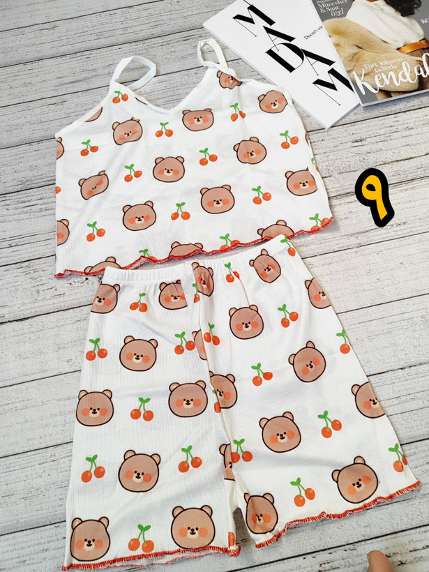 ست تاپ و شلوارک راحتی زنانه